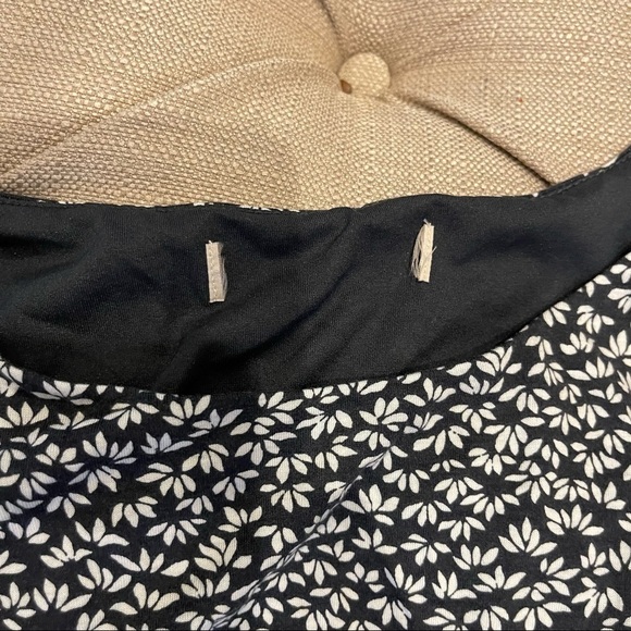 Vintage Ann Taylor Sheath Dress M Floral Stretch Rayon Knit Knee Length - Picture 4 of 9